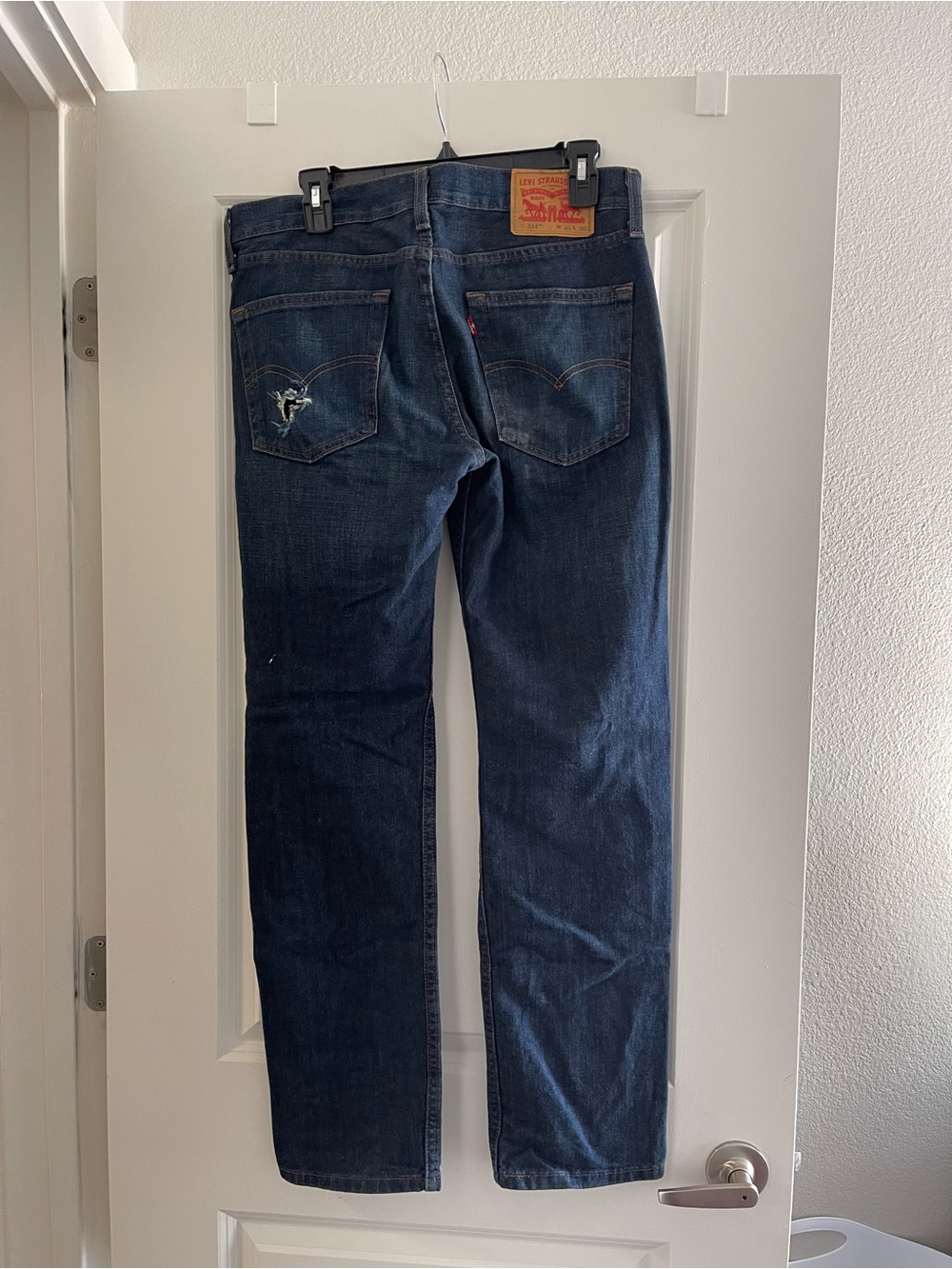 Levi’s - Picture 2 of 6